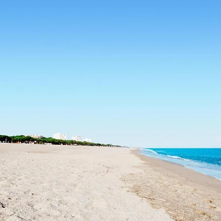 Stunning In Argeles-sur-Mer